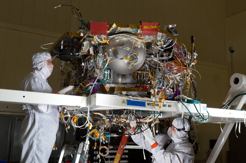 Illustration for article titled An Inside Look at the Construction of NASA's Next Mission to Mars